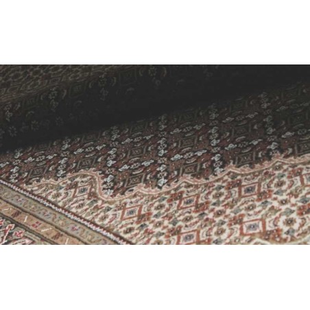 tappeto india tabriz indi cm.173x241 1