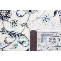 tappeto persia nain extra fine seta cm 255x374 2