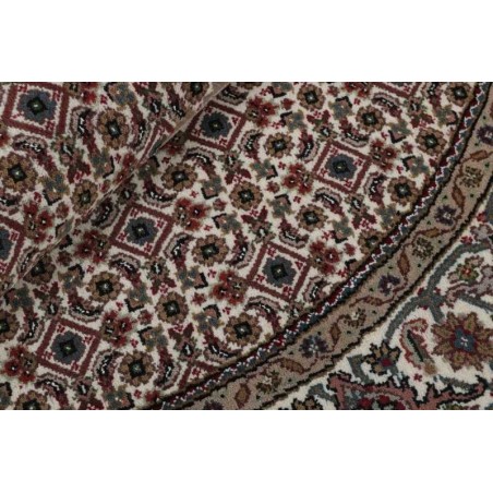 tappeto india tabriz indi cm.154x154 1
