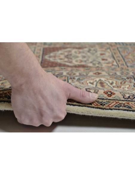 tappeto Meraj Silk Bakt. N 573 crema crema