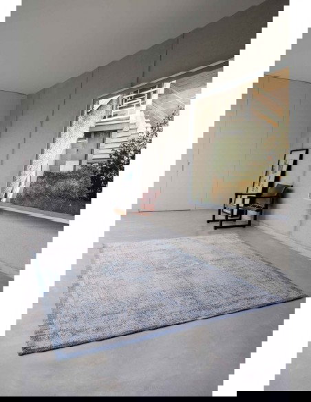 tappeto moderno Louis De Poortere Fading World Grey Jeans 9065