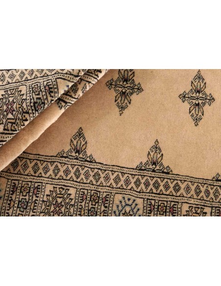 Hand made rug Bukhara extra fine Pakistan cm.93x154
