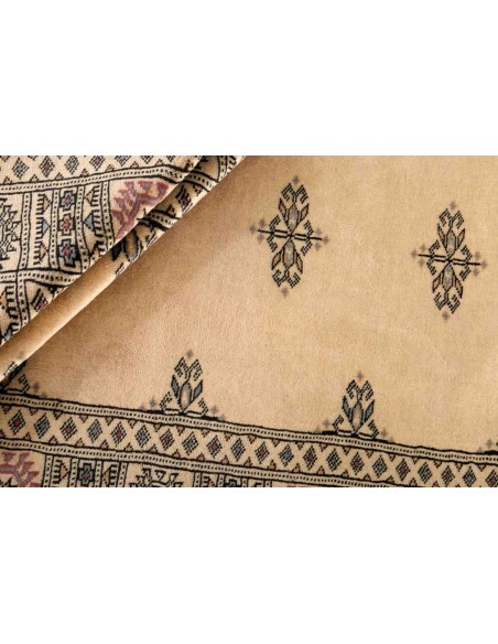 Hand made rug Bukhara extra fine Pakistan cm.95x153