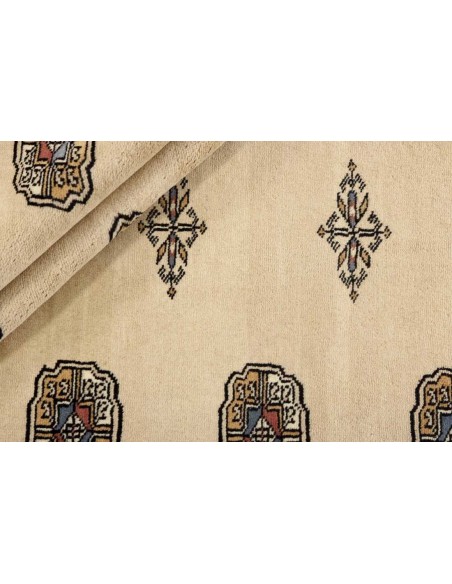 Hand made rug Bukhara extra fine Pakistan cm.205x313