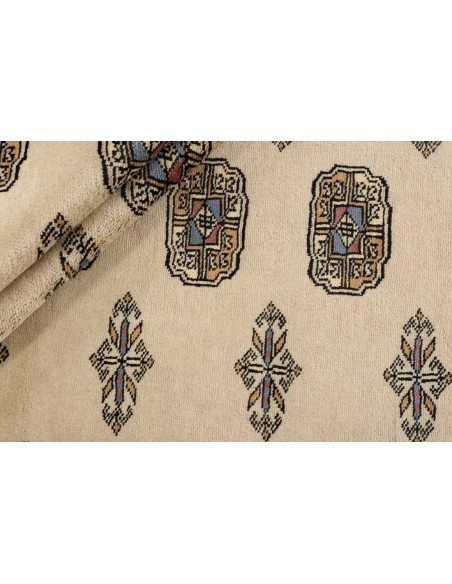 Hand made rug Bukhara extra fine Pakistan cm.199x302