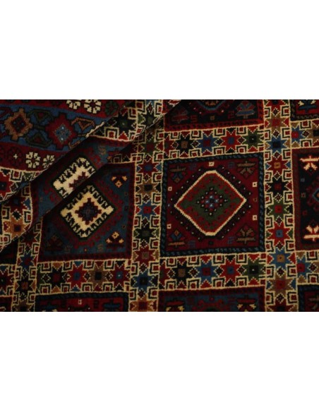 Hand made rug Yalameh Persia cm.151x196