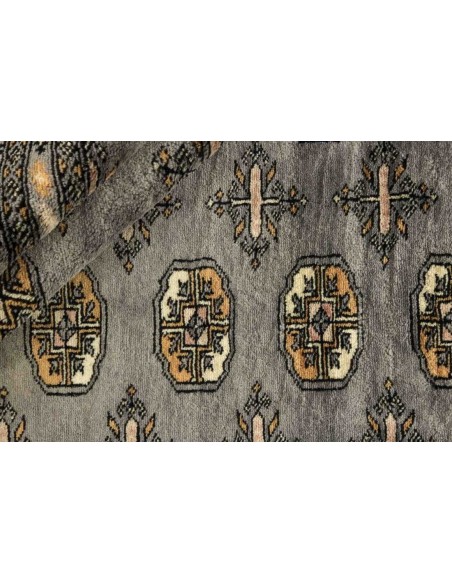 Hand made rug Bukhara extra fine Pakistan cm.174x249