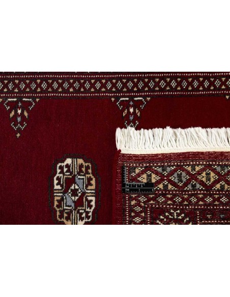 Hand made rug Bukhara fine Pakistan cm.79x298