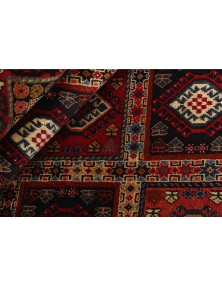 Hand made rug Yalameh Persia cm.152x194