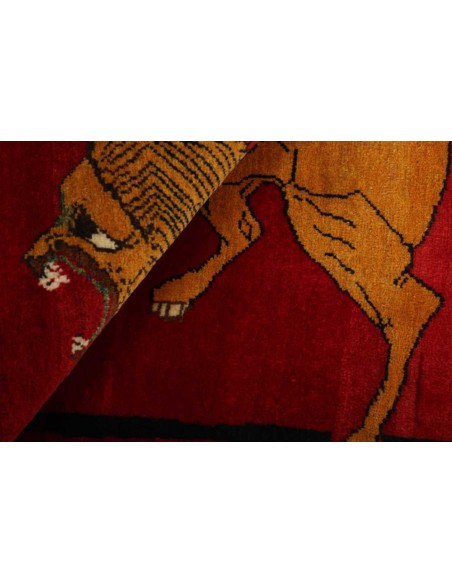 Hand made rug Kashghai Old Figural Persia cm.102x150