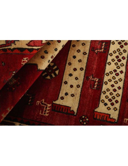 Hand made rug Kashghai Old Figural Persia cm.115x193