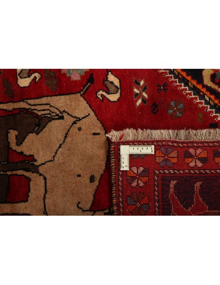 Hand made rug Kashghai Old Figural Persia cm.106x152