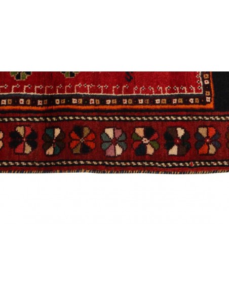 Hand made rug Kashghai Old Figural Persia cm.106x152
