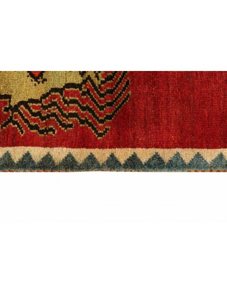 Hand made rug Kashghai Old Figural Persia cm.105x175