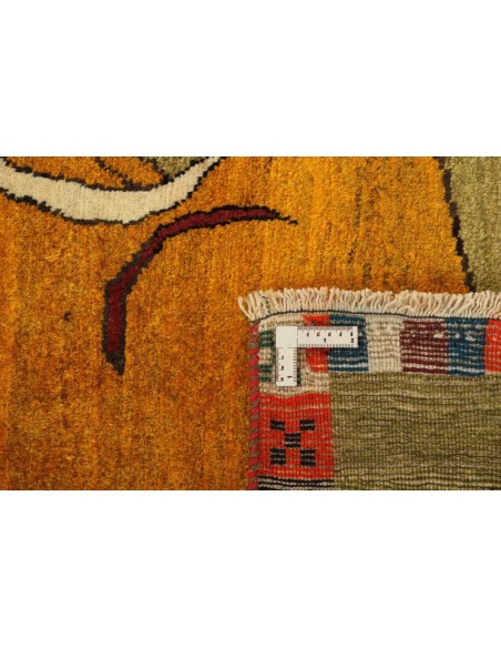 Hand made rug Kashghai Old Figural Persia cm.117x190