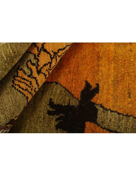 Hand made rug Kashghai Old Figural Persia cm.117x190