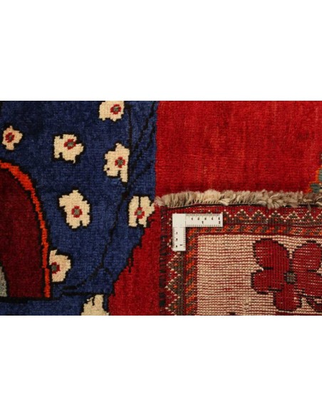 Hand made rug Kashghai Old Figural Persia cm.180x263