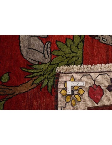 Hand made rug Kashghai Old Figural Persia cm.123x185