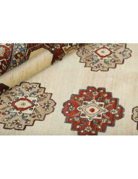 Hand made rug Kashkuli Persia cm.247x335