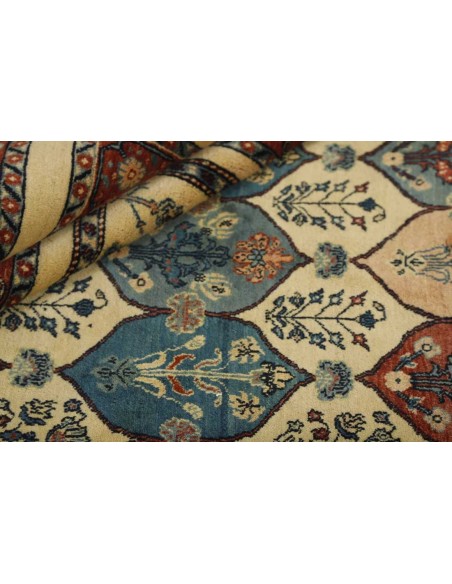 Hand made rug Kashkuli Persia cm.252x356