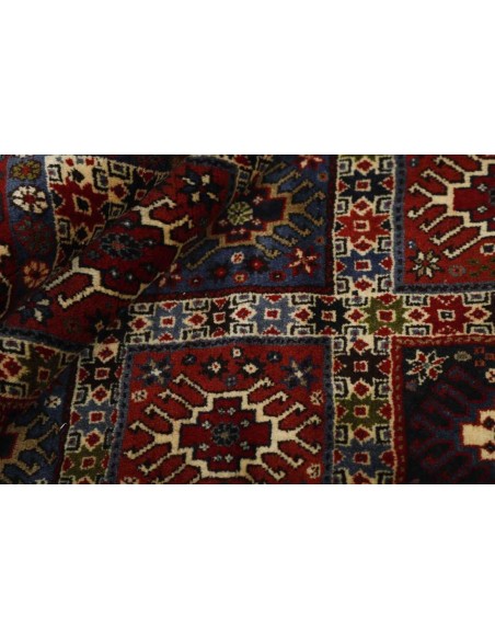 Hand made rug Yalameh Persia cm.152x202
