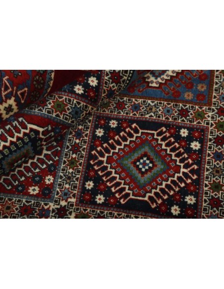 Hand made rug Yalameh Persia cm.152x204