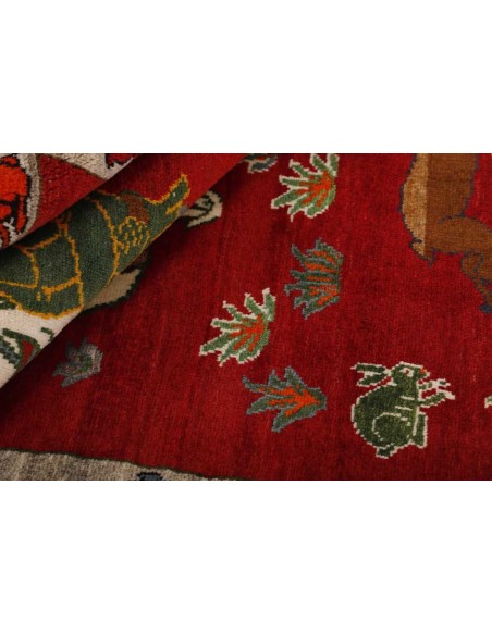 Hand made rug Kashghai Old Figural Persia cm.110x148