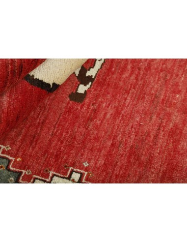 Hand made rug Kashghai Old Figural Persia cm.105x187