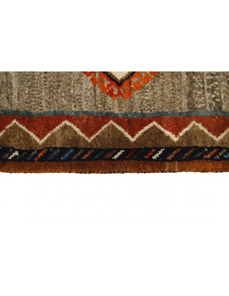 Hand made rug Kashghai Old Figural Persia cm.117x190
