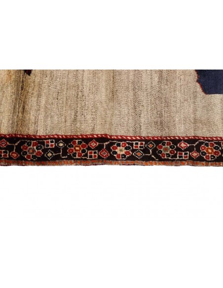 Hand made rug Kashghai Old Figural Persia cm.102x212