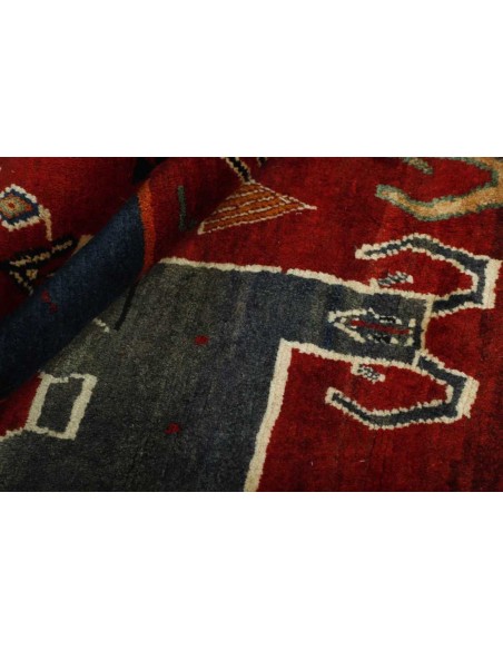 Hand made rug Kashghai Old Figural Persia cm.134x215