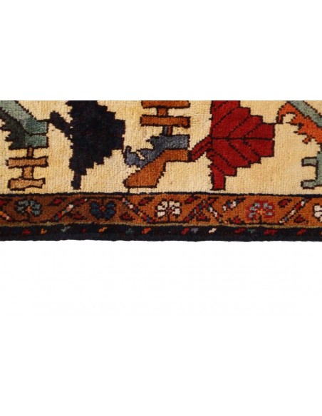 Hand made rug Kashghai Old Figural Persia cm.138x202