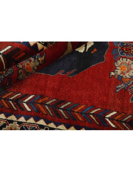 Hand made rug Kashghai Old Figural Persia cm.128x207