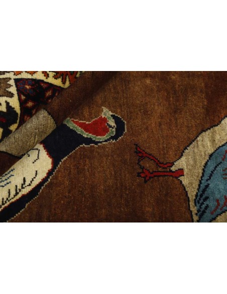 Hand made rug Kashghai Old Figural Persia cm.150x248