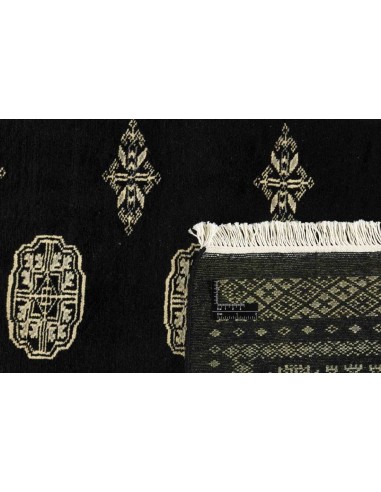 Hand made rug Bukhara fine Pakistan cm.137x201