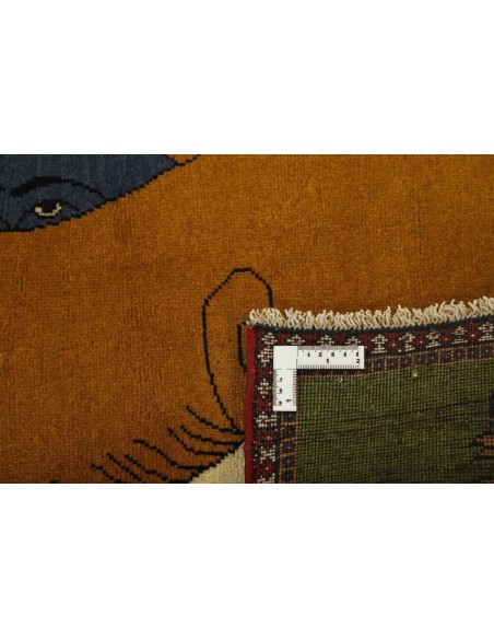 Hand made rug Kashghai Old Figural Persia cm.106x149