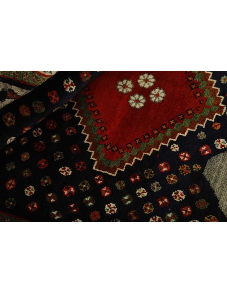 Hand made rug Kashghai Old Figural Persia cm.113x208