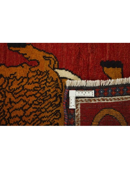 Hand made rug Kashghai Old Figural Persia cm.66x185