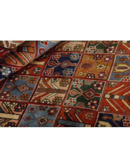 Hand made rug Bakhtiyar Persia cm.201x284
