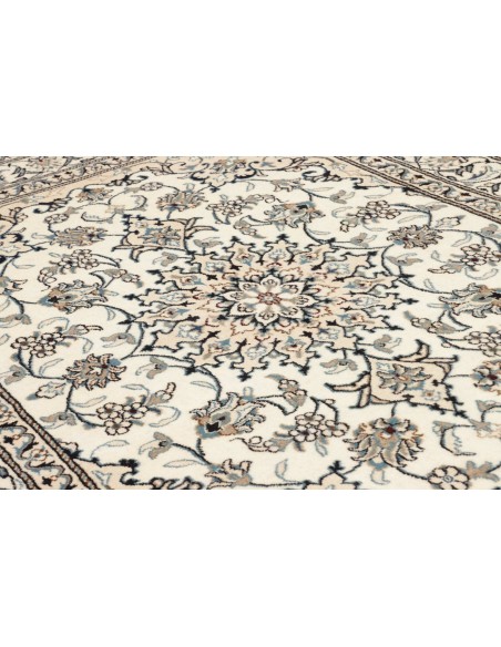 Tappeto Nain Kashmar Persia cm.147x196