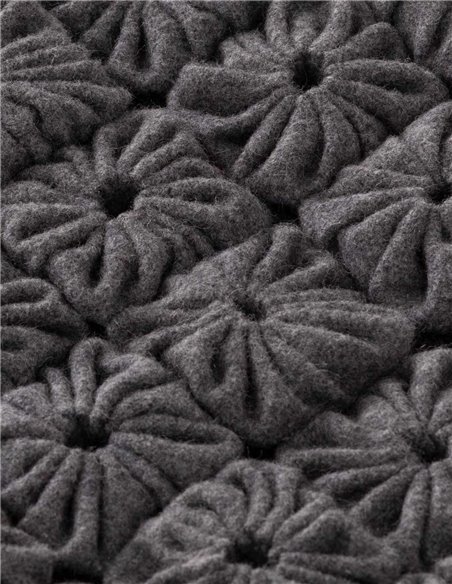 Momos Anthracite