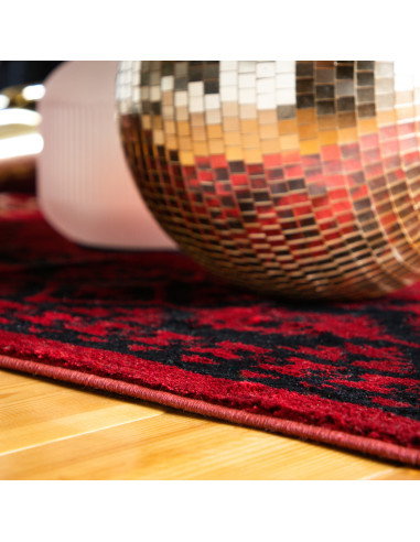 Ariana 881 Red Classic Rug – Durable & Elegant Carpets