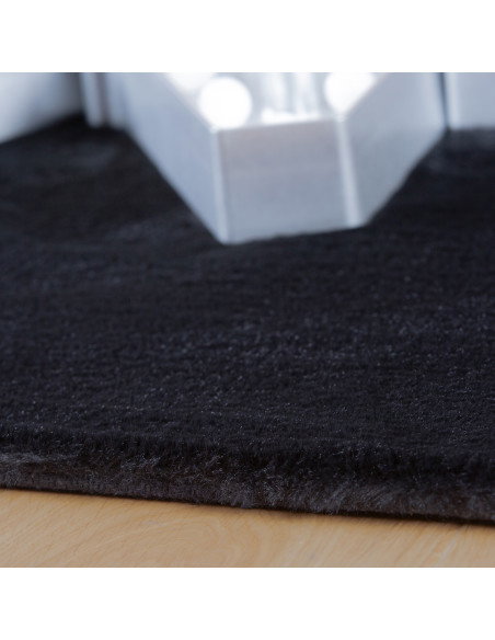 Cha Cha 535 Black Round Rug – Soft Hand-Tufted Carpet