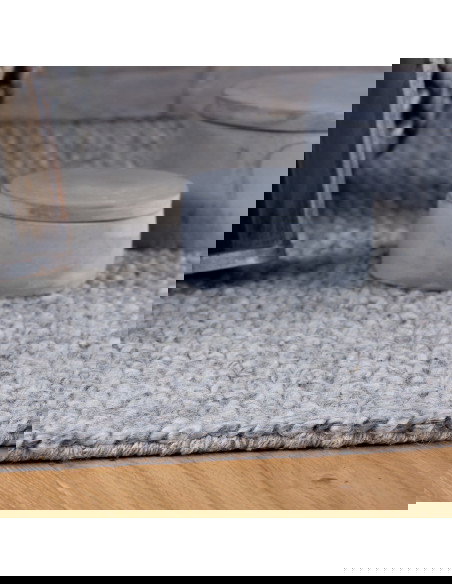 Eskil 515 Grey Handwoven Wool Rug – Soft & Durable