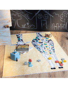 Playful Giraffe Kids Rug in Recycled Cotton 2