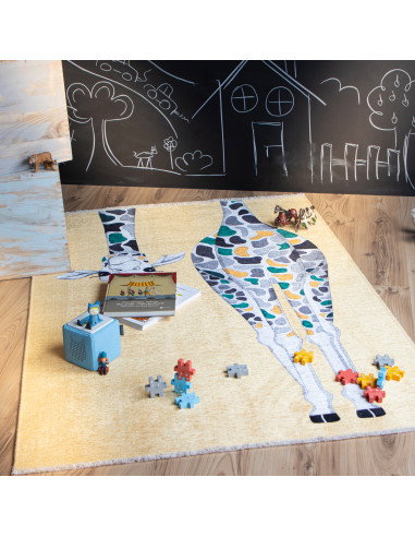 Playful Giraffe Kids Rug in Recycled Cotton