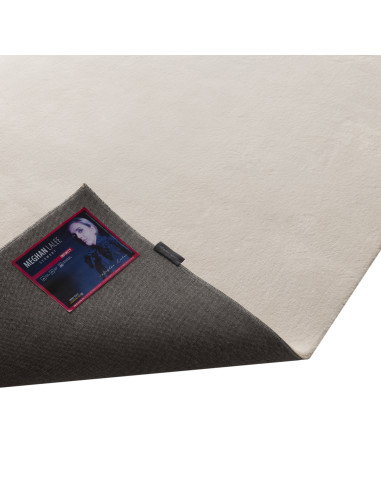 Infinity 200 White Rug – Soft, Plush Carpet