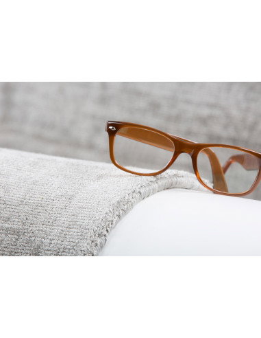 Maori 220 Silver Handwoven Viscose Rug – Elegant Design