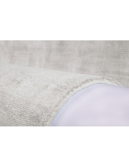 Maori 220 Ivory Handwoven Rug – Elegant Natural Carpet