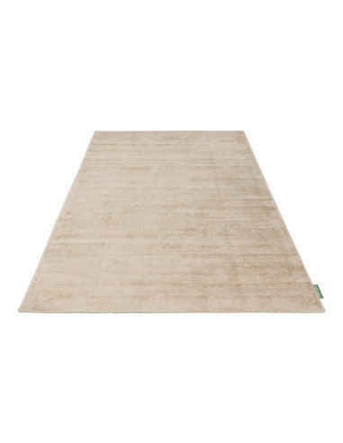 Maori 220 Beige Handwoven Viscose Rug – Elegant & Natural